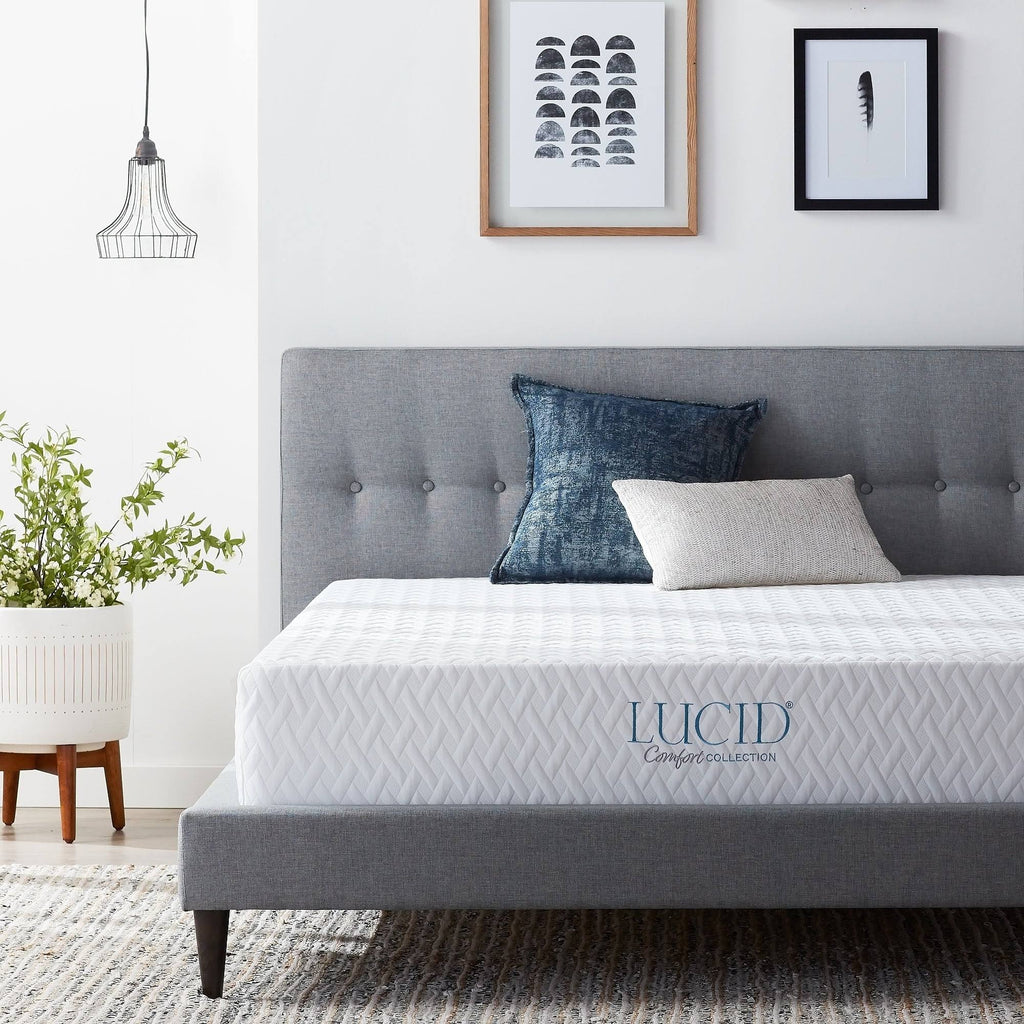 Queen Plush Gel Memory Foam Mattress S58311