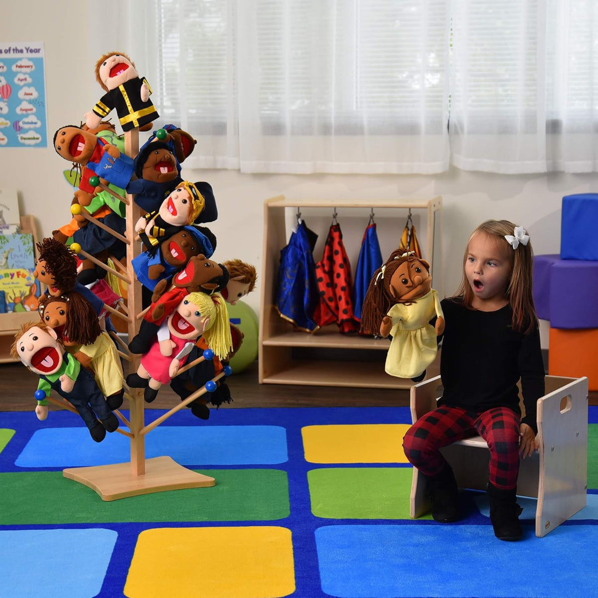 15 Ethnic Children Puppets with Movable Mouths, Set of 6 H837170