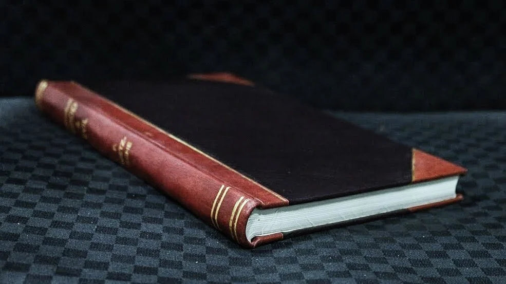 Leatherbound Book O775