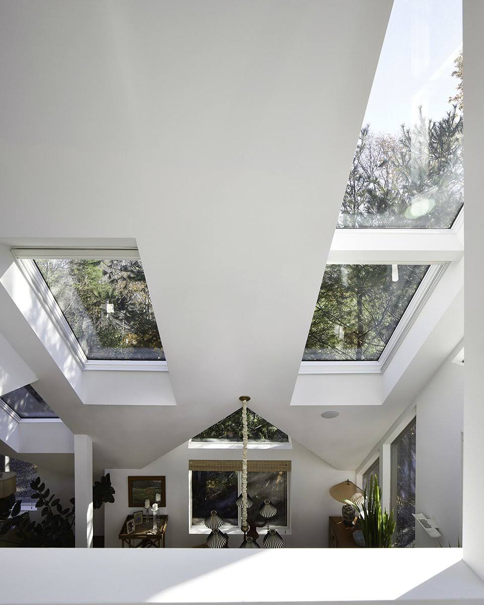 Fixed Deck Mount Skylight with Laminated Low-E3 Glass M472