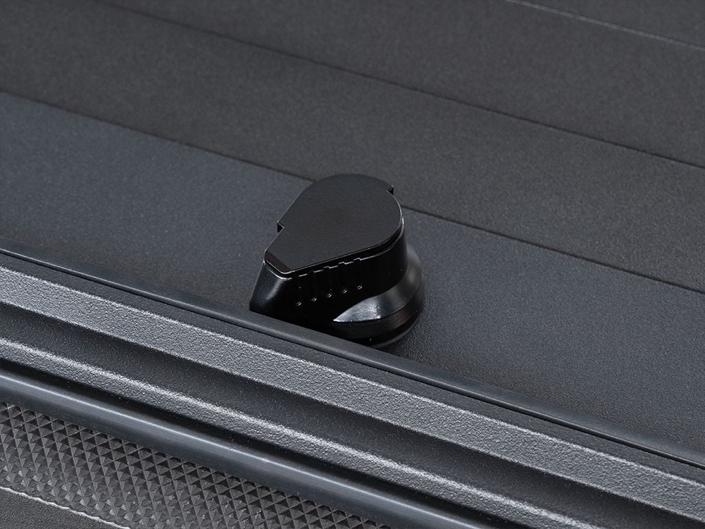 MT Retractable Truck Bed Tonneau Cover A433962