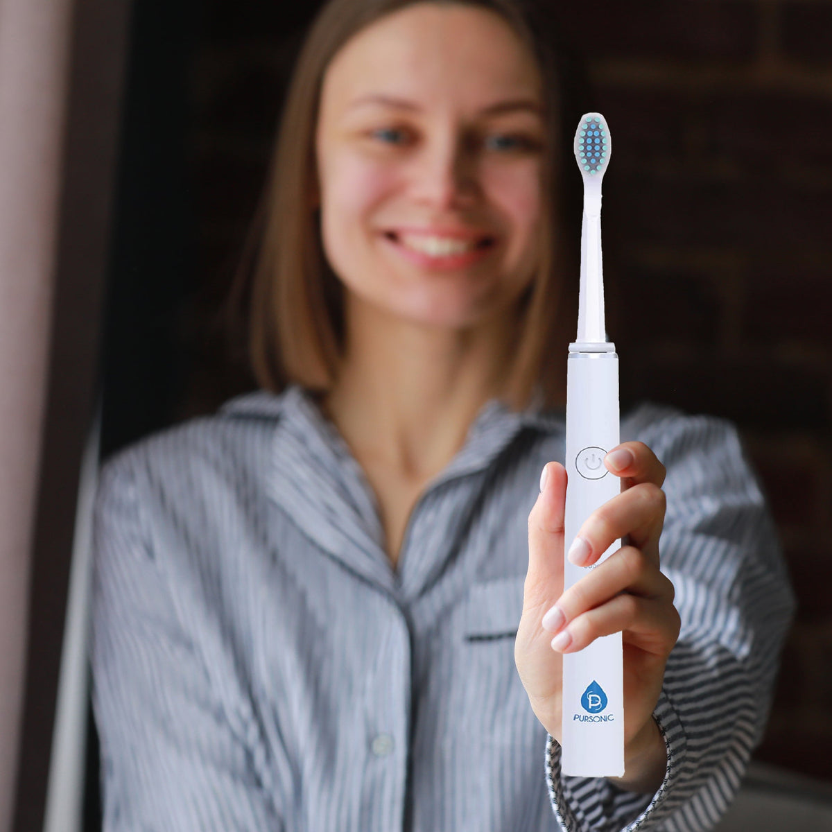 USB Rechargeable Electric toothbrush with 12 Brush Heads