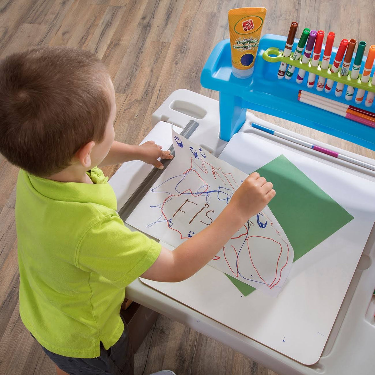 Art Desk K836