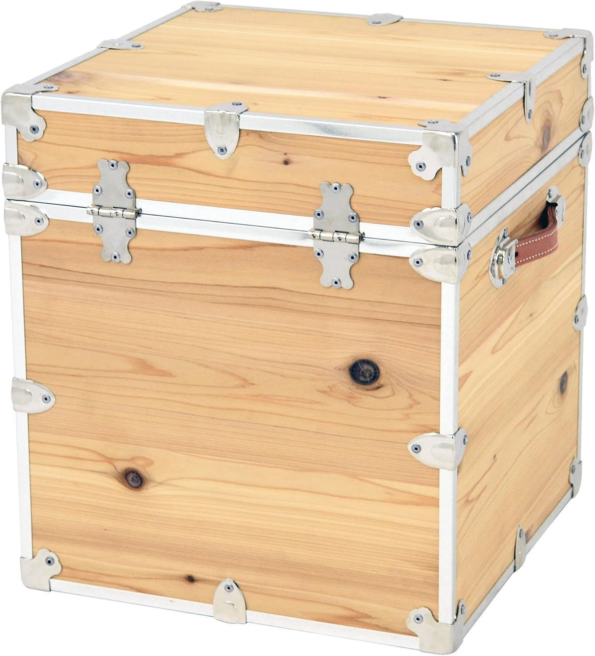 Western Red Knotty Cedar Cube Trunk J98940